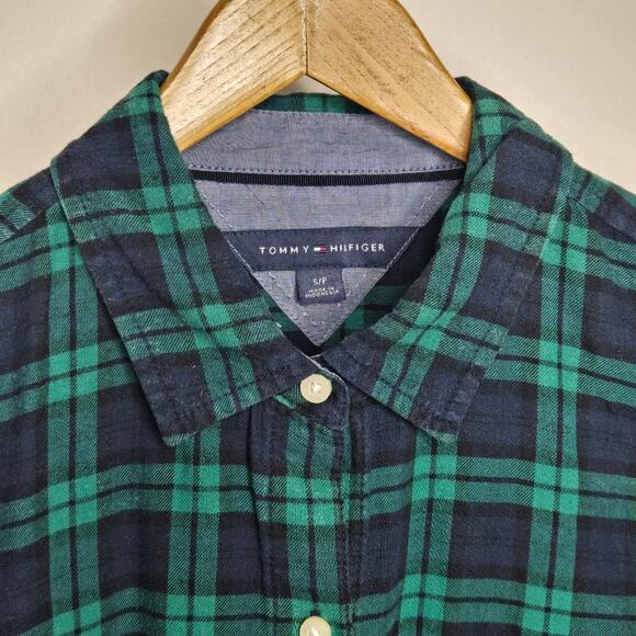 TOMMY HILFIGER Women's Blue & Green Plaid Longsleeve Button Down Shirt Size S/P - Picture 2 of 10